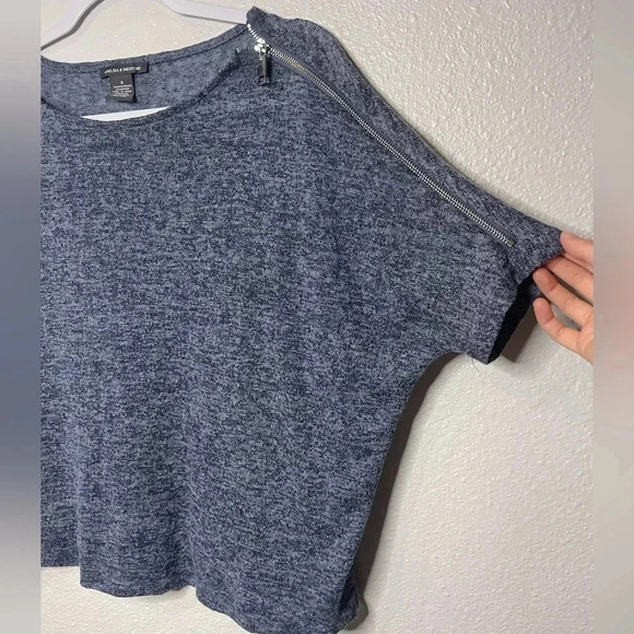 ☀️Chelsea & Theodore Top - Picture 2 of 4